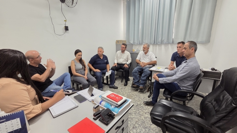 Comissão de Saúde da Câmara Municipal se reúne com Secretário de Saúde